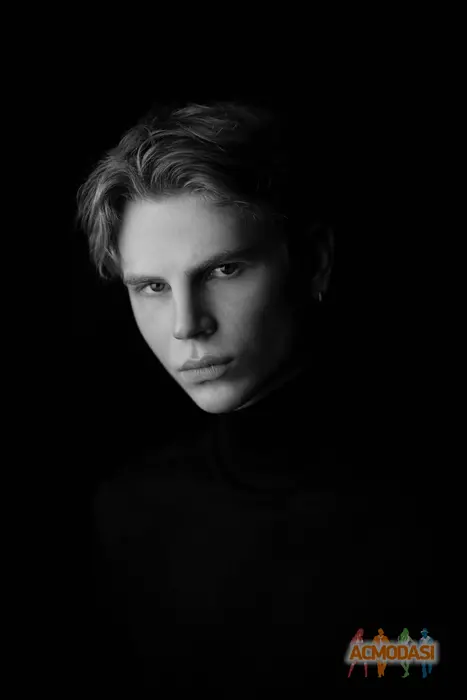 Влад   фото №1743370. Завантажено 22 Травня 2025