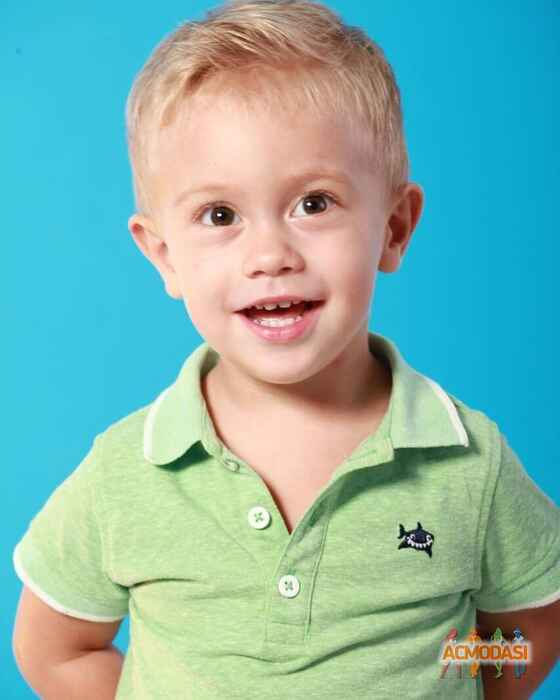 Артем Вадимович Деревянко фото №1134829. Завантажено 11 Листопада 2017