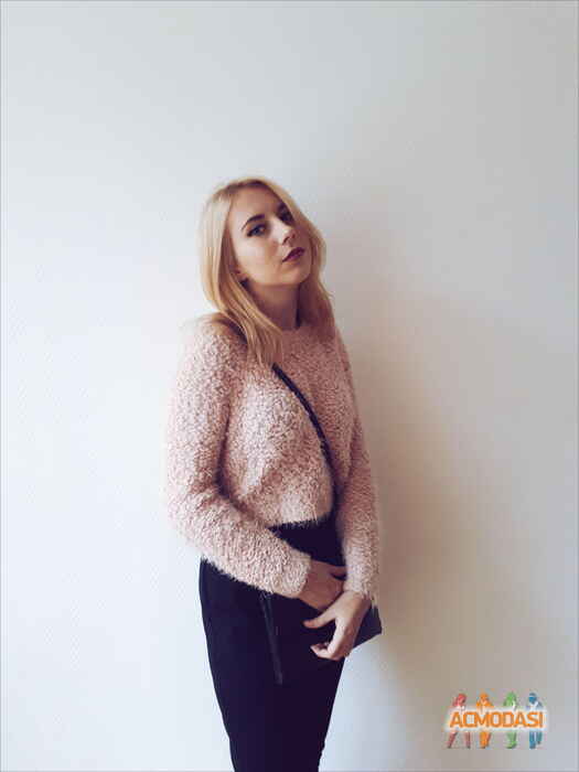 Юлія Михайлівна Попова фото №1145605. Завантажено 30 Листопада 2017