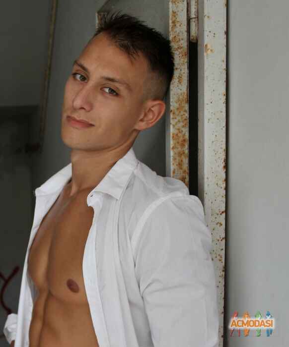 Vlad  Karolinskyi фото №1391473. Завантажено 20 Квітня 2019