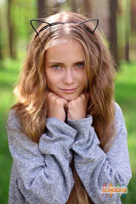 Дарья Владимировна Шалобалова фото №1053088. Завантажено 12 Травня 2017