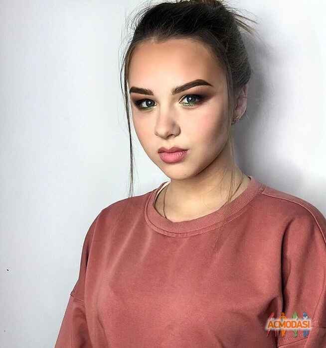 Емілія Юріївна Раулець фото №1202643. Завантажено 09 Березня 2018