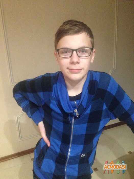 Денис Орестович Дущук фото №1161689. Завантажено 08 Січня 2018