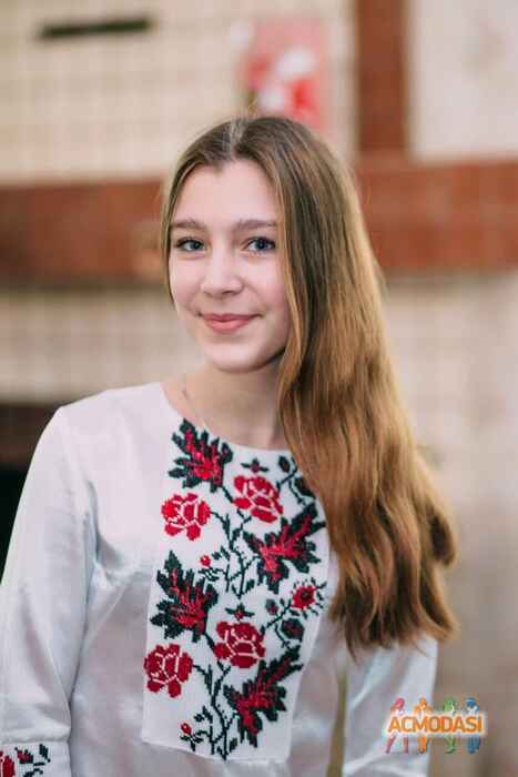Руслана Василівна Серпалова фото №1232410. Завантажено 17 Травня 2018