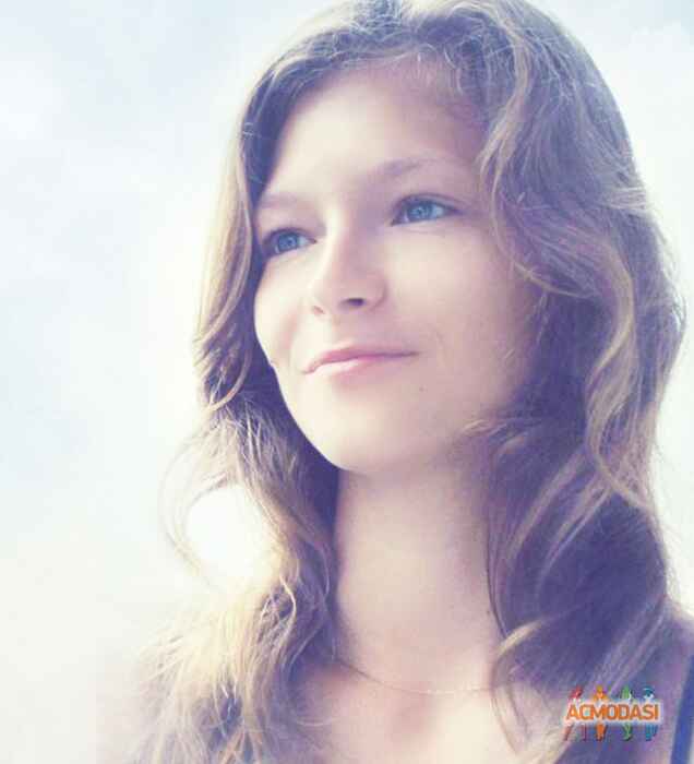 Илона  Громова фото №167229. Завантажено 18 Березня 2012