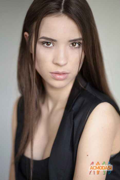 Владислава Анатоліївна Путава фото №982792. Завантажено 09 Листопада 2016