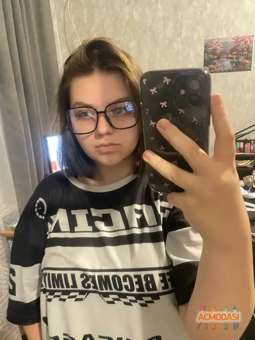 Єва  Дяченко фото №1748881. Завантажено 23 Жовтня 2025