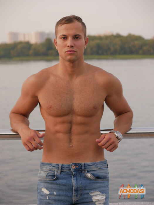 Zhenia  Polozenko фото №1457787. Завантажено 07 Жовтня 2019