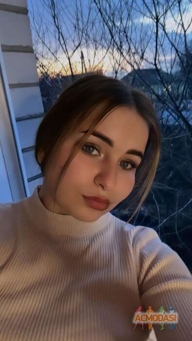 Яна  Качуєвська фото №1685872. Завантажено 01 Квітня 2022