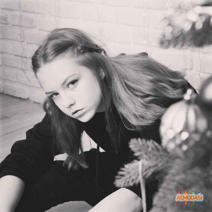 Анжелина Анжелина Анжелина фото №1499939. Завантажено 22 Січня 2020