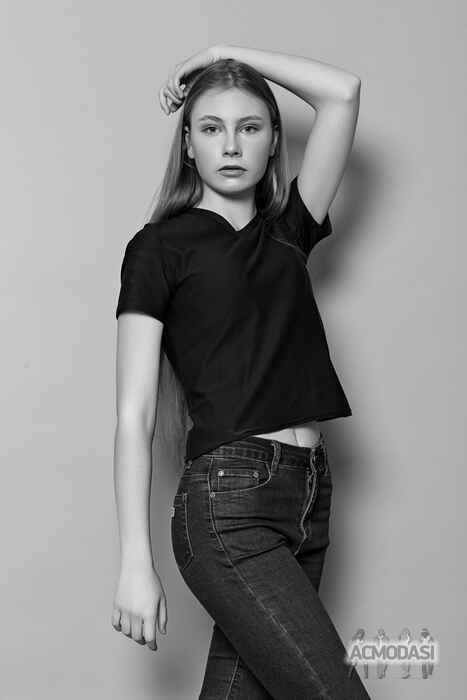 Liza  Belous фото №1158131. Завантажено 29 Грудня 2017