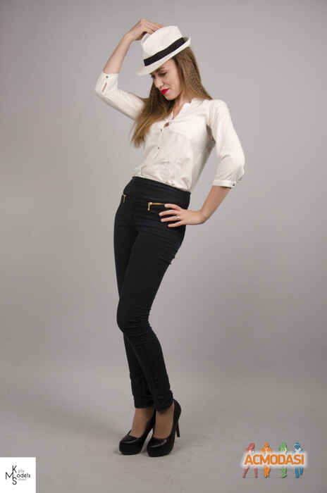 Аліна Юріївна Стогній фото №993751. Завантажено 05 Грудня 2016