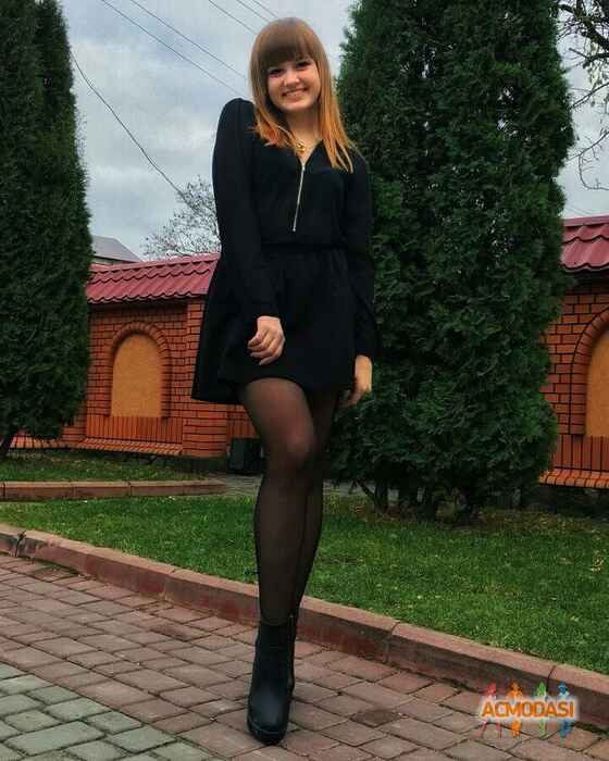 Юля Русланівна Слободянюк фото №1131115. Завантажено 06 Листопада 2017