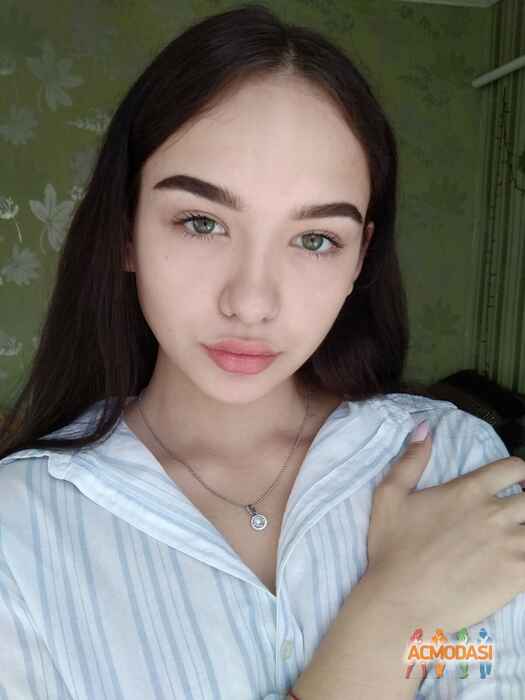 Анастасія Володимирівна Ромашко фото №1421489. Завантажено 11 Липня 2019