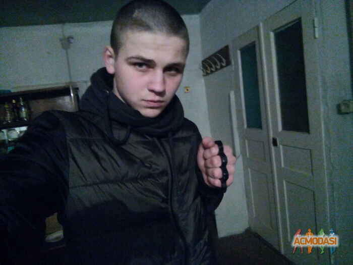 Тьома  Лаврук фото №1047348. Завантажено 25 Квітня 2017