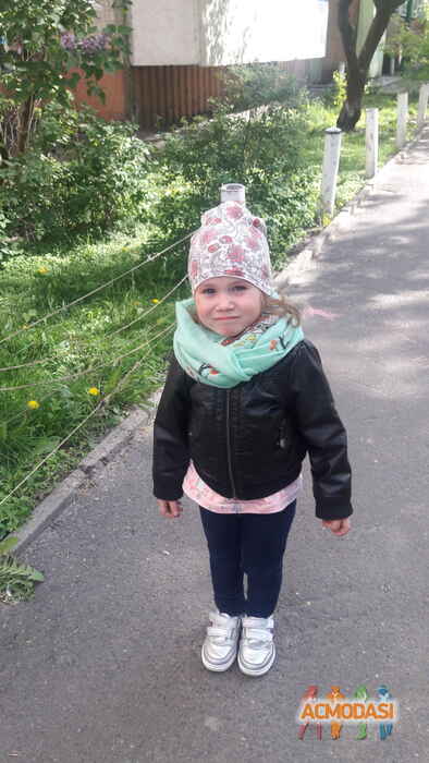 Софія Артемівна Калашник фото №1076571. Завантажено 09 Липня 2017