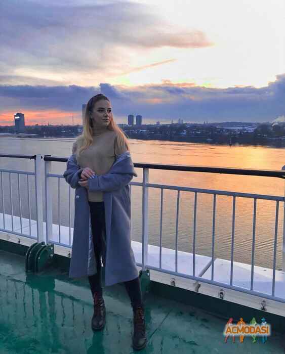 Виталина  Пономаренко фото №1550196. Завантажено 20 Липня 2020