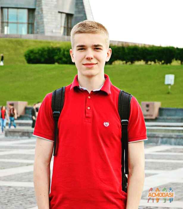 Роман Геннадійович Савич фото №1144753. Завантажено 28 Листопада 2017