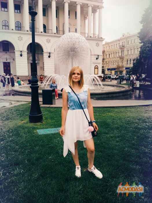 Анастасія Володимирівна Смігельська фото №1145576. Завантажено 30 Листопада 2017