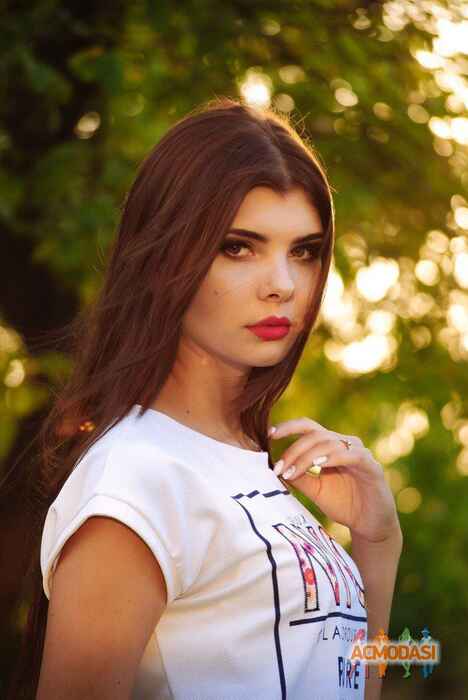 Ксенія Богданівна Дулюк фото №1047445. Завантажено 26 Квітня 2017