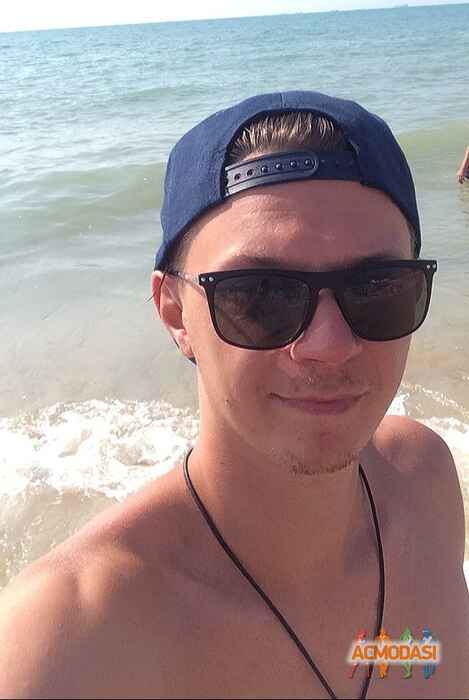 Володимир Олегович Замега фото №1131825. Завантажено 07 Листопада 2017