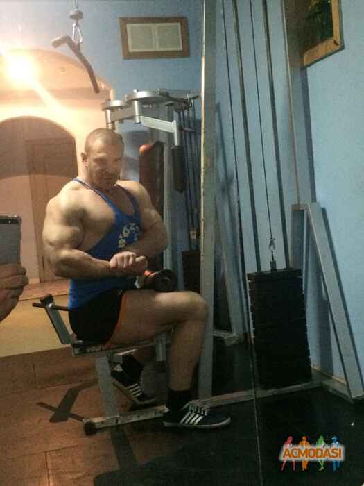 Олег  Якименко фото №1063897. Завантажено 08 Червня 2017