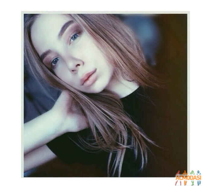 Карина Василiвна Нiколаєнко фото №1327456. Завантажено 24 Листопада 2018