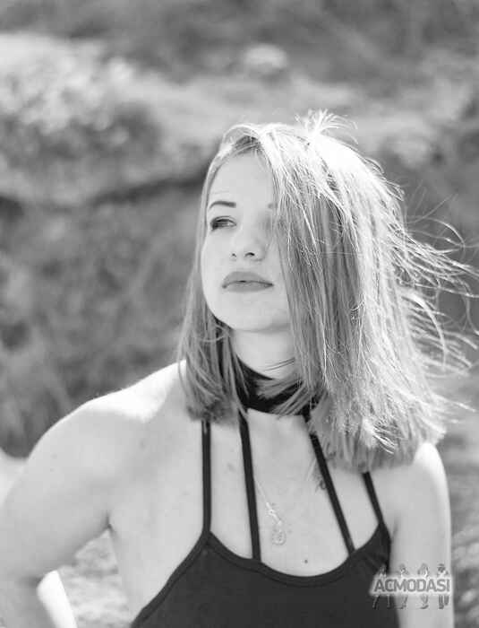 Аня  Братко фото №1117042. Завантажено 12 Жовтня 2017