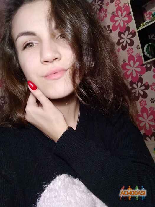 Олена Ігорівна Самойлик фото №1183601. Завантажено 10 Лютого 2018