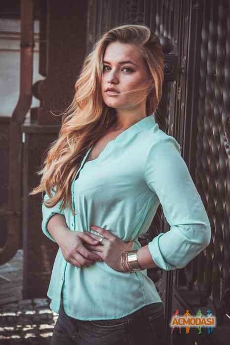 Viktoria  Lozitskaya фото №939428. Завантажено 01 Серпня 2016