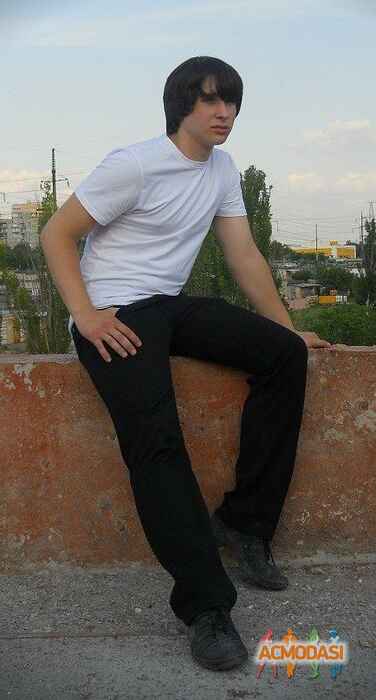 Бровко Валерiй Iгорович фото №855689. Завантажено 28 Листопада 2015