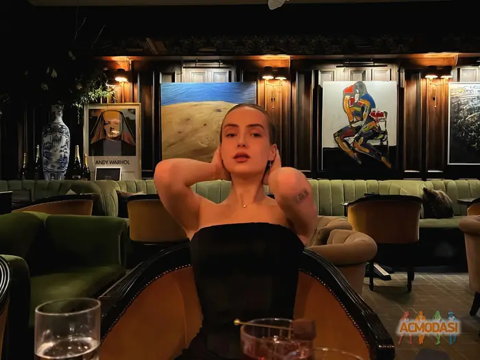 Олександра  Бутверська фото №1750871. Завантажено 26 Грудня 2025