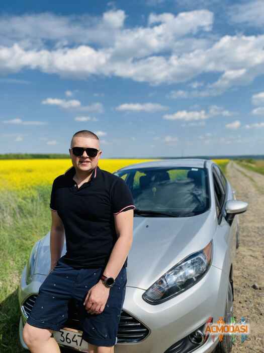 Олег Ігорович Усенко фото №1536680. Завантажено 08 Червня 2020