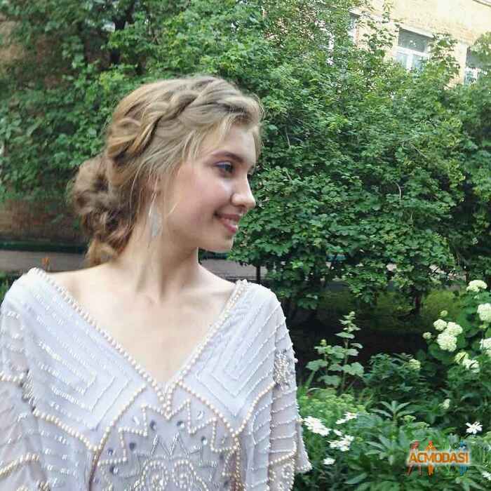 Олександра В