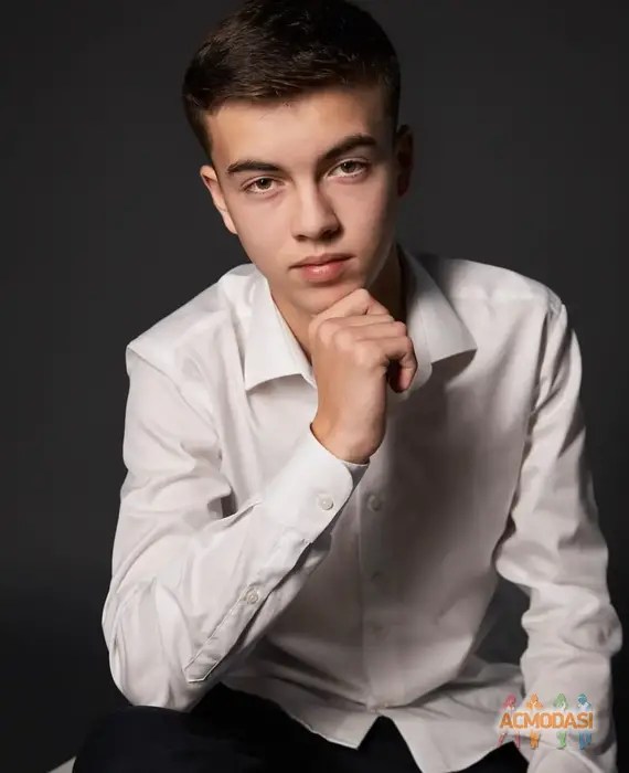 Давід  Базіян фото №1749369. Завантажено 09 Листопада 2025