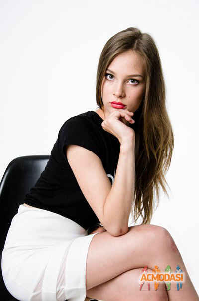 Татьяна Игоровна Антоненко фото №919769. Завантажено 11 Червня 2016