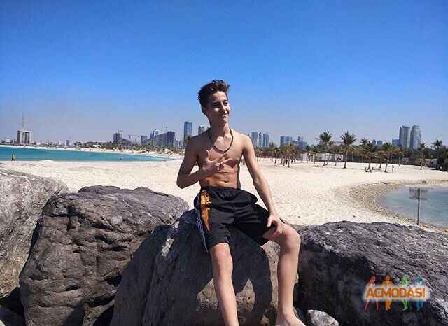 Эдуард Романович Пономарчук фото №1452010. Завантажено 23 Вересня 2019