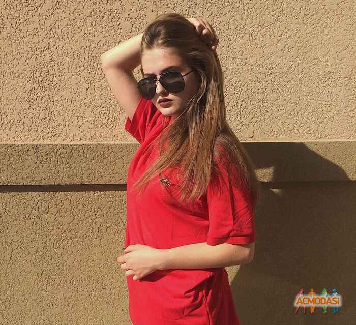 Ніколетта Артурівна Вишневська фото №1066455. Завантажено 14 Червня 2017