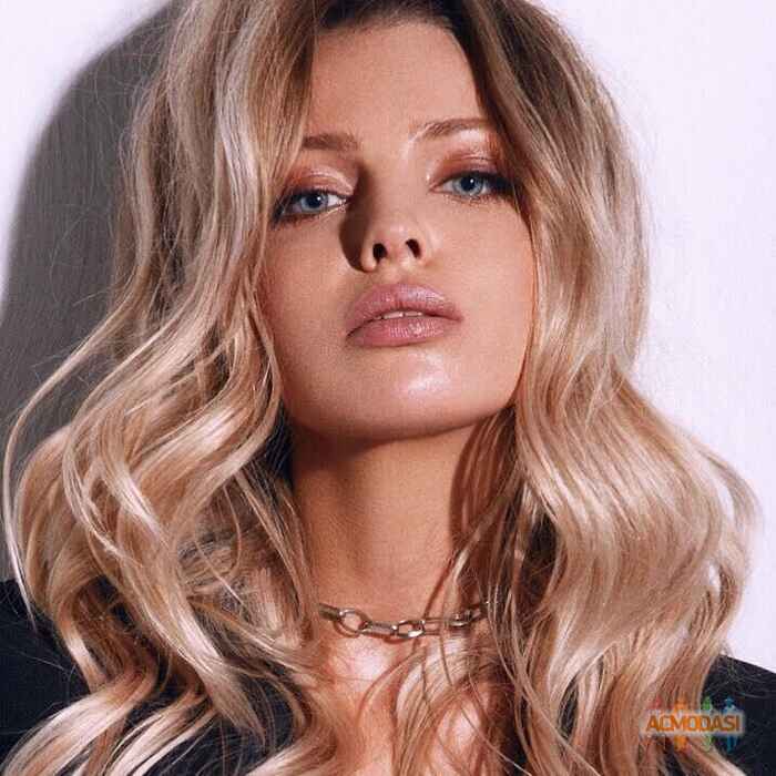 Elena   фото №1585883. Завантажено 21 Листопада 2020