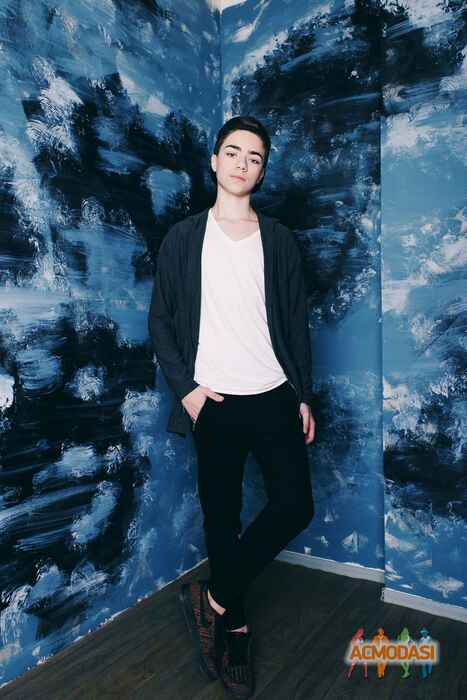 Володя Русланович Файзулін фото №1009990. Завантажено 21 Січня 2017