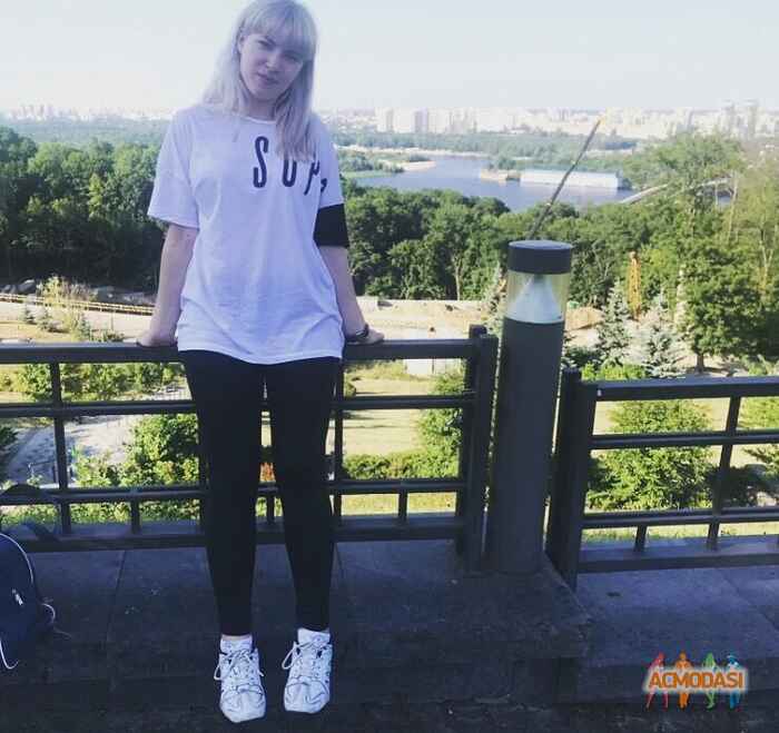 Світлана Юріївна Ларіна фото №1438343. Завантажено 20 Серпня 2019
