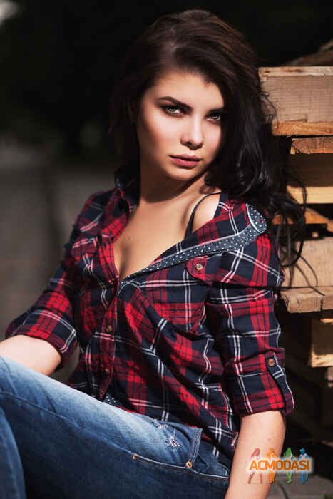 Ксенія Богданівна Дулюк фото №1047444. Завантажено 26 Квітня 2017