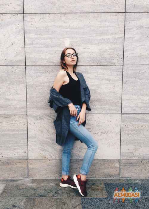 Эля Витальевна Почепцов фото №1127135. Завантажено 30 Жовтня 2017