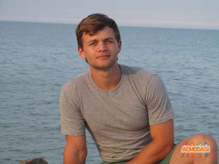 Денис Анатолійович Білега фото №1265577. Завантажено 27 Липня 2018