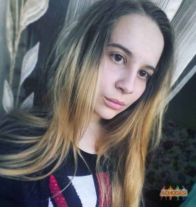 Оля Миколаївна Омельченко фото №1043351. Завантажено 14 Квітня 2017