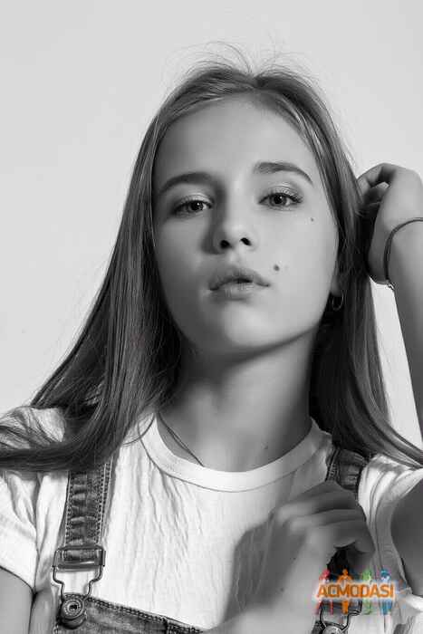 Валерия  Нещадим фото №1030393. Завантажено 11 Березня 2017