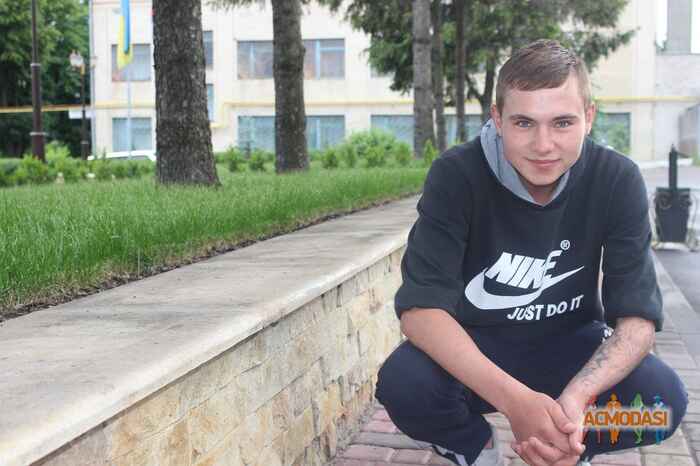Владислав Сергійович Воловодюк фото №967898. Завантажено 07 Жовтня 2016
