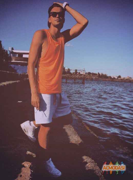 Максим Батькович  фото №1027551. Завантажено 03 Березня 2017