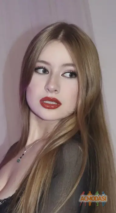 Яна  Усенко фото №1750834. Завантажено 25 Грудня 2025