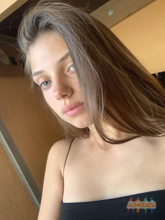 Роксолана  Смірнова фото №1692733. Завантажено 19 Липня 2022
